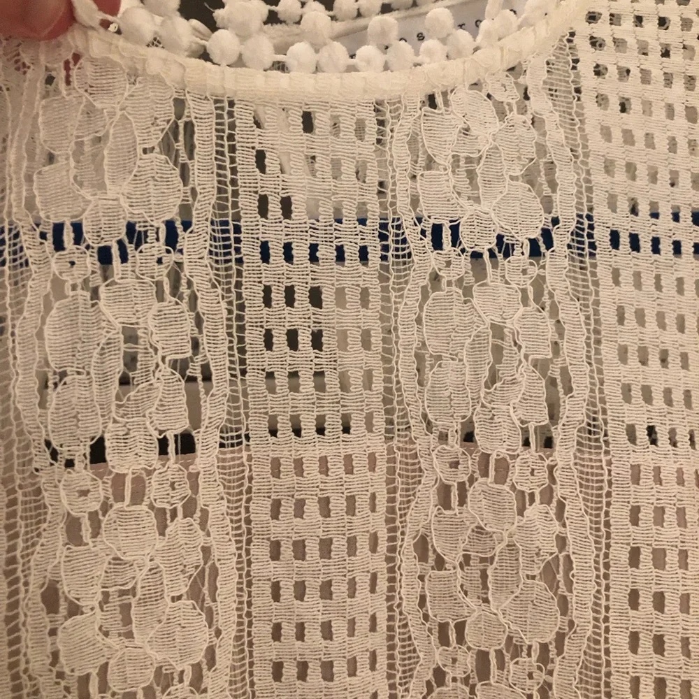 White dress with lace top - Picture 3 of 4